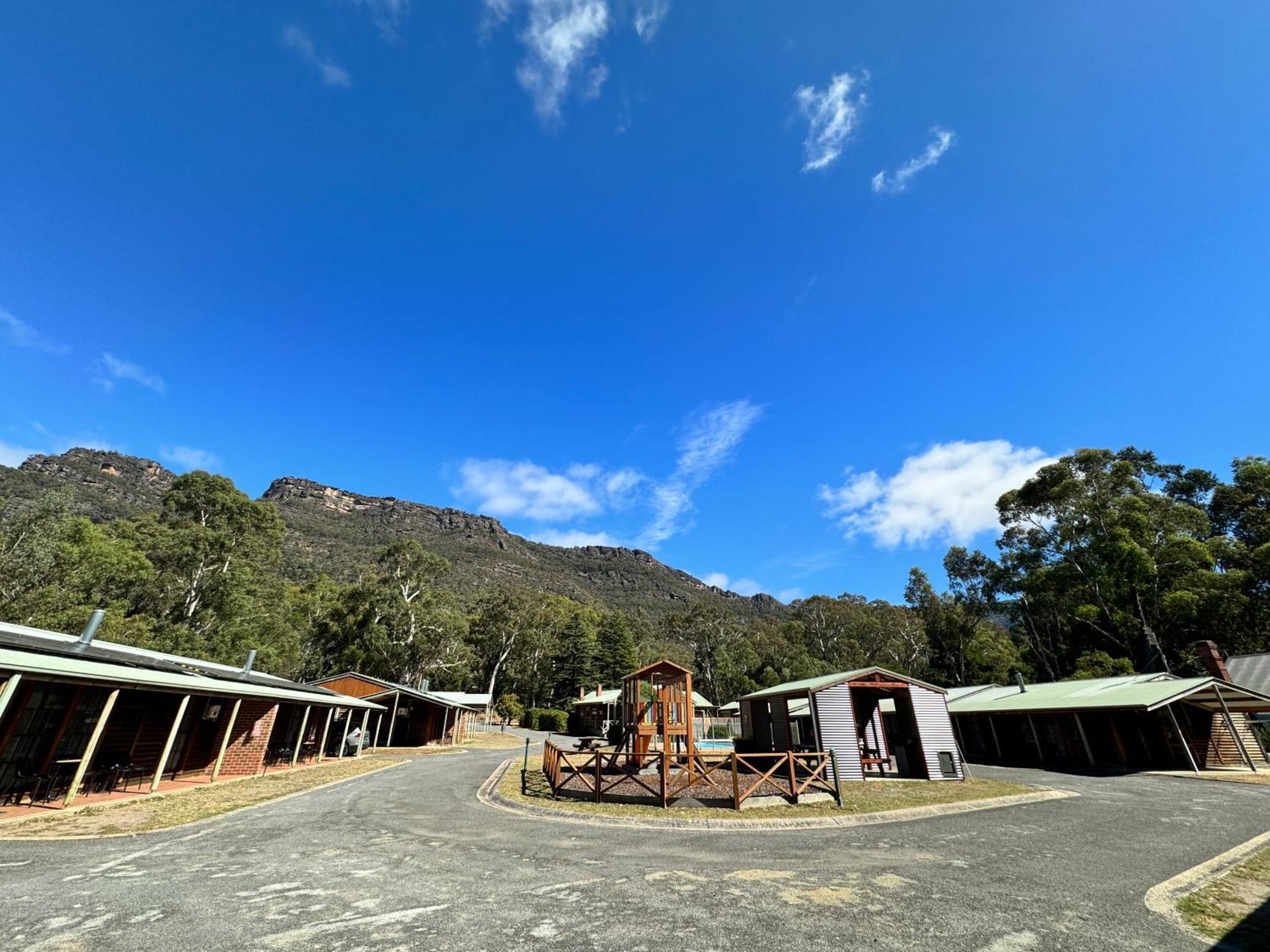 Halls Gap Log Cabins Exterior photo